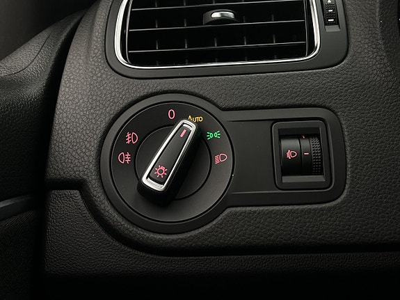 Volkswagen Polo 22 of 26