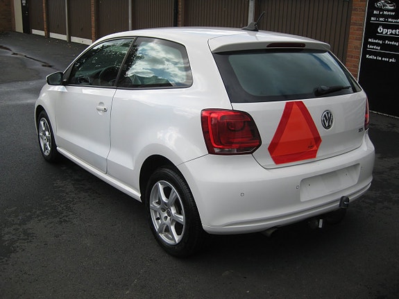 Volkswagen Polo 4 of 8