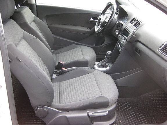 Volkswagen Polo 5 of 8