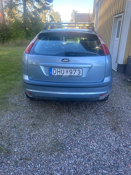 Ford Focus 4 of 12