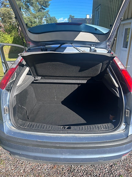 Ford Focus 11 of 12