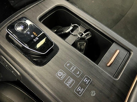 Nissan Ariya 10 of 19
