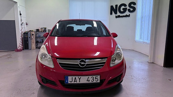 Opel Corsa 2 of 12