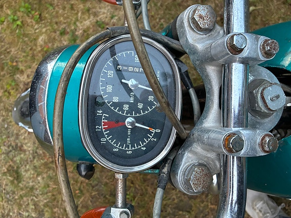 Honda CB 125 K3 2 of 5