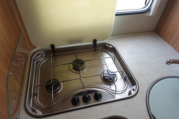 Carado T 339 /Queensbed, Solcell, Turbovent 12 of 25