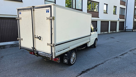 Volkswagen Transporter 3 of 4