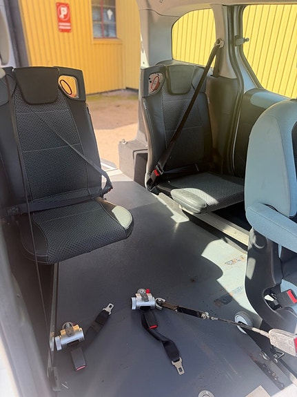 Citroen Berlingo 16 of 16
