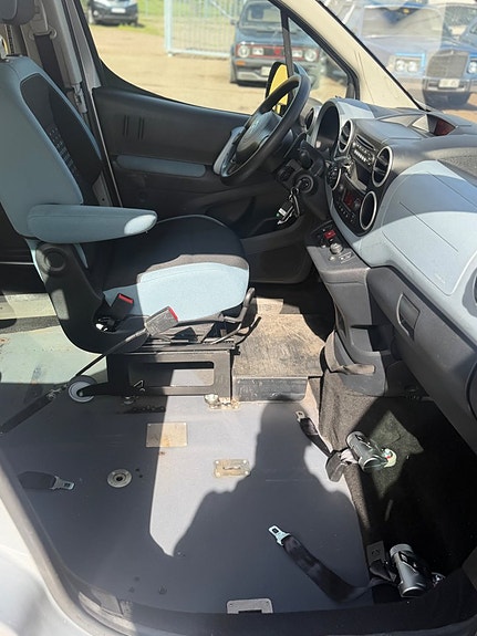Citroen Berlingo 15 of 16