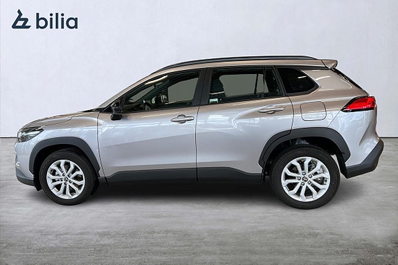 Toyota Corolla Cross 3 of 26