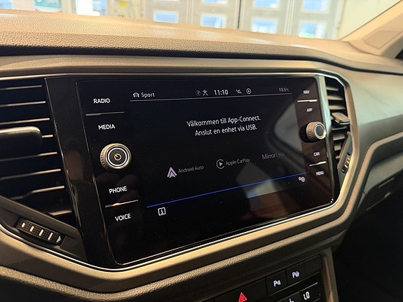 Volkswagen T-Roc 12 of 25