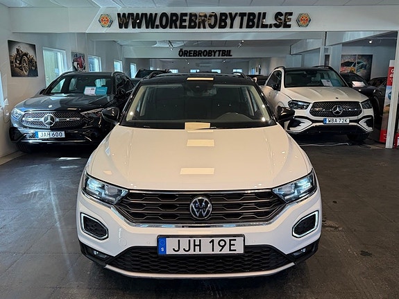 Volkswagen T-Roc 25 of 25