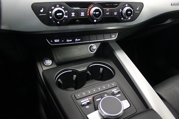 Audi A4 25 of 28