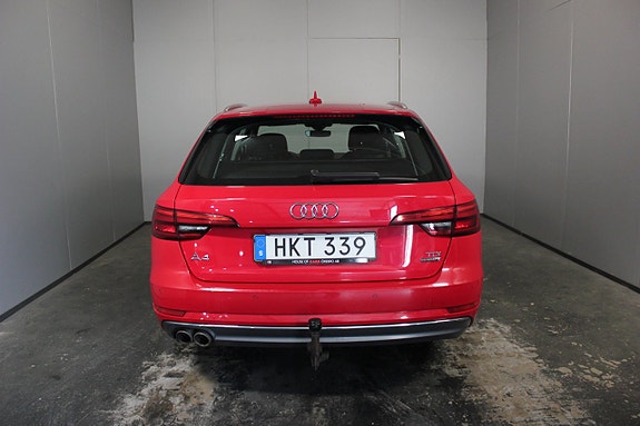 Audi A4 6 of 28