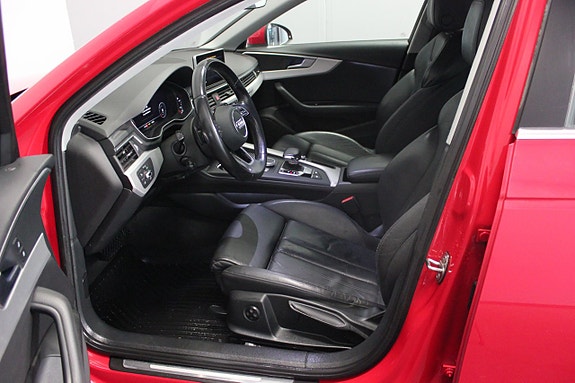 Audi A4 9 of 28