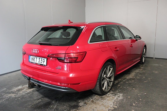 Audi A4 4 of 28