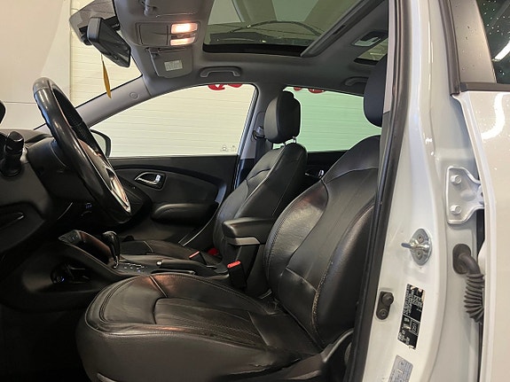 Hyundai ix35 12 of 18