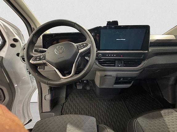Volkswagen Transporter 9 of 12