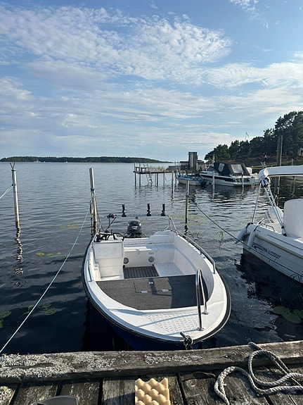 Ultra Marin Fiskebåt med 80-släp 2 of 9
