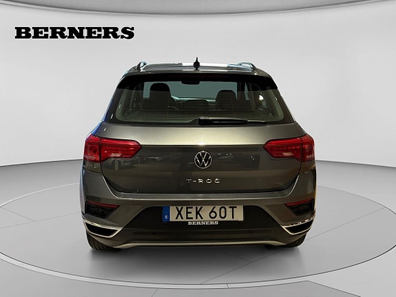 Volkswagen T-Roc 6 of 14
