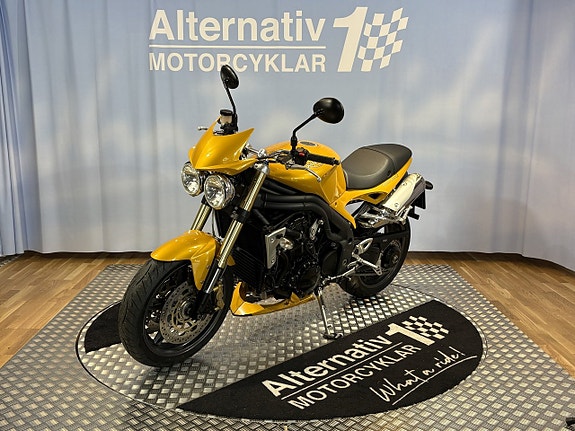 Triumph SPEED Triple 1050 6 of 16