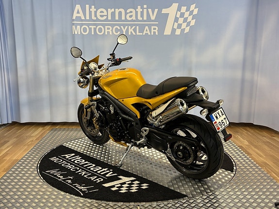 Triumph SPEED Triple 1050 4 of 16