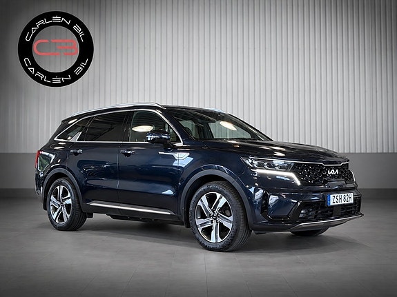 Kia Sorento 3 of 29