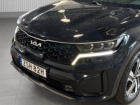 Kia Sorento 9 of 29