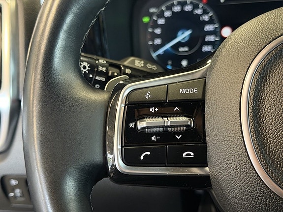 Kia Sorento 12 of 29