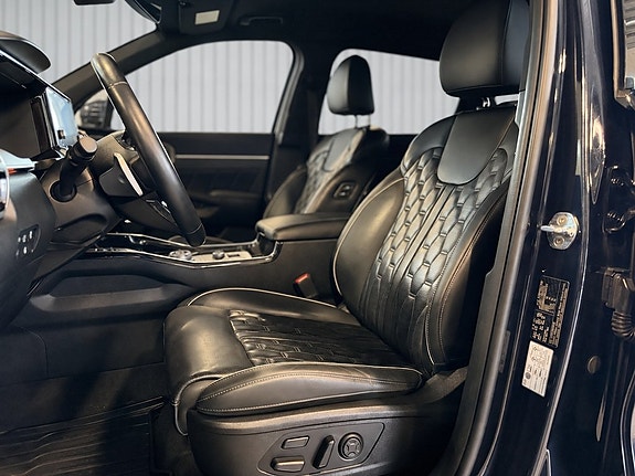 Kia Sorento 6 of 29