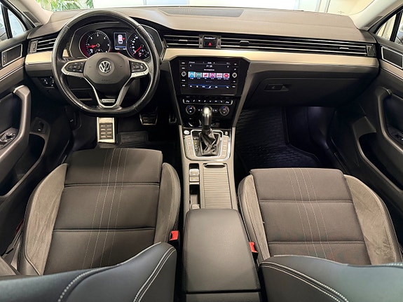 Volkswagen Passat Alltrack 7 of 22