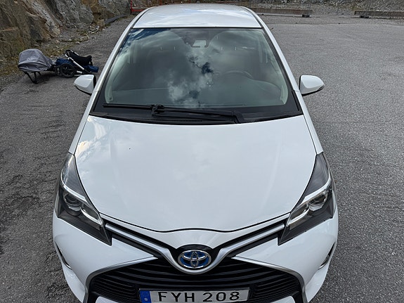 Toyota Yaris 14 of 19