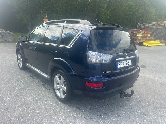 Mitsubishi Outlander 4 of 9