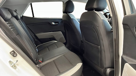 Kia Stonic 5 of 12