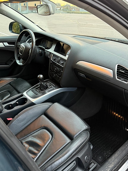 Audi A4 5 of 6