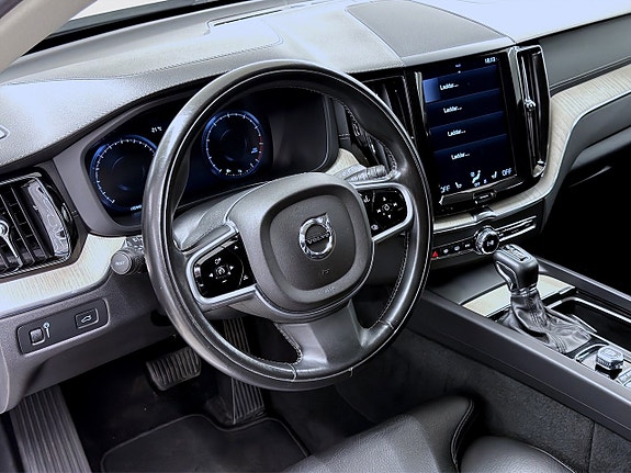 Volvo XC60 14 of 16