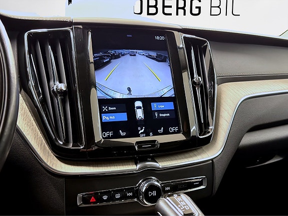 Volvo XC60 15 of 16