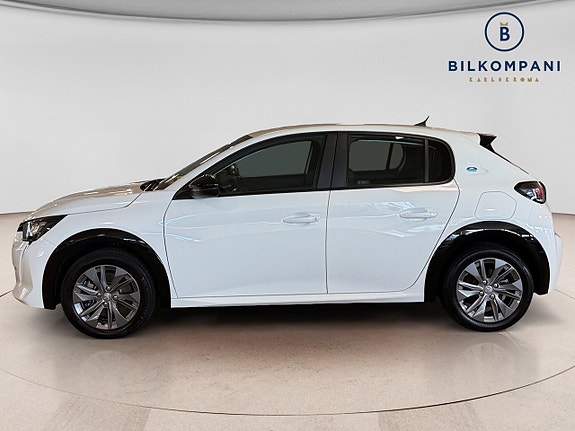 Peugeot e-208 2 of 18