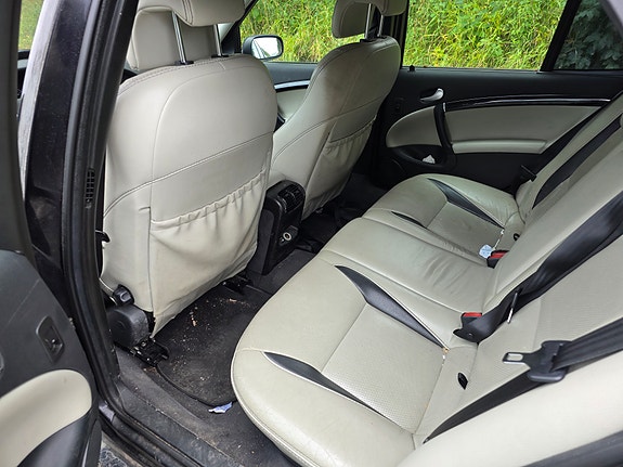 Saab 9-5 3 of 5