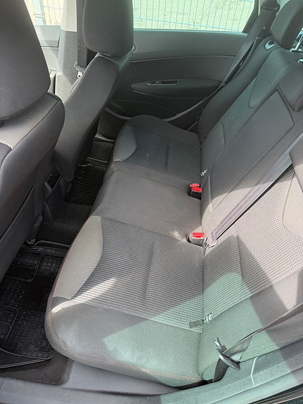 Peugeot 308 SW 6 of 6