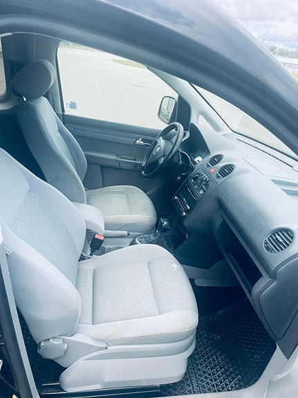 Volkswagen Caddy Maxi 13 of 18