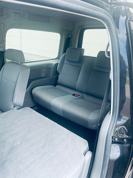 Volkswagen Caddy Maxi 12 of 18