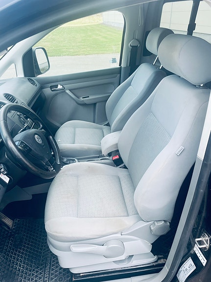 Volkswagen Caddy Maxi 9 of 18