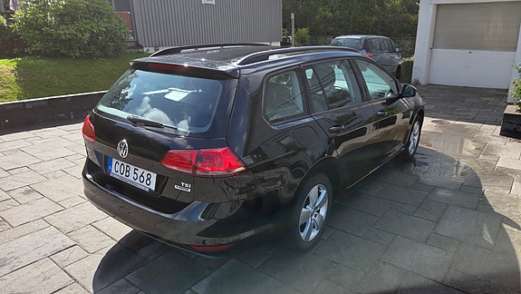 Volkswagen Golf VII 6 of 11
