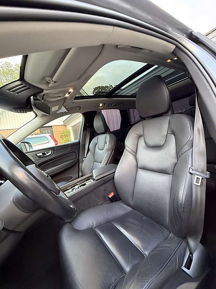 Volvo XC60 6 of 7