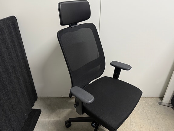 Product image 1 of 9