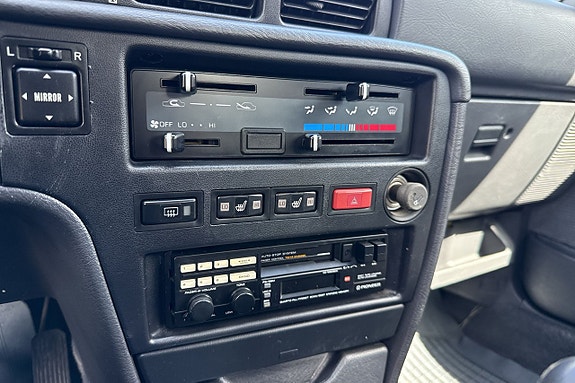 Toyota Carina 19 of 20