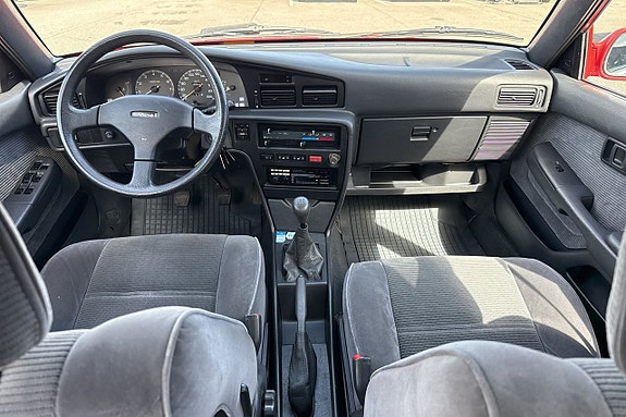 Toyota Carina 14 of 20