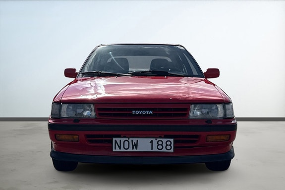 Toyota Carina 8 of 20