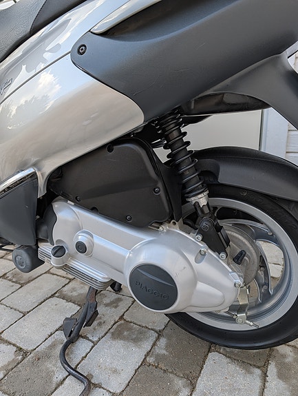 Piaggio Skipper 125 4T (Nybes, Låga mil, Mycket fint skick) 4 of 13