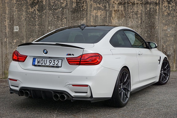 BMW M4 11 of 30